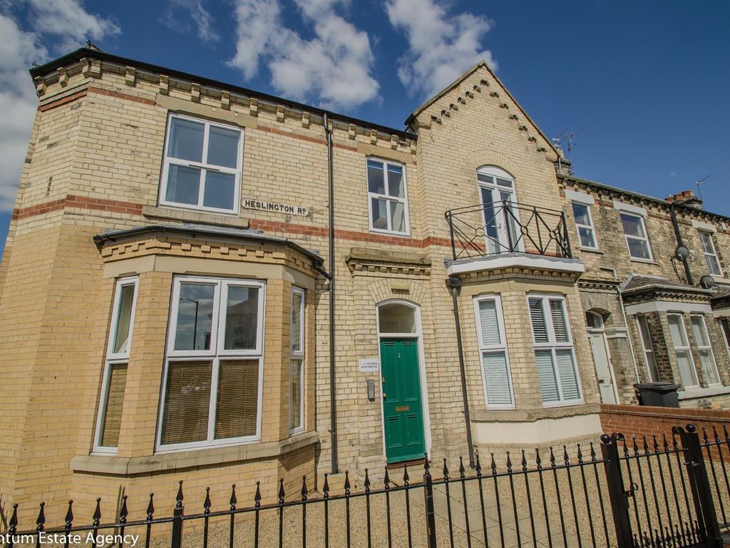 1 bed flat for sale in York Rise, Heslington Road, York YO10, £159,950