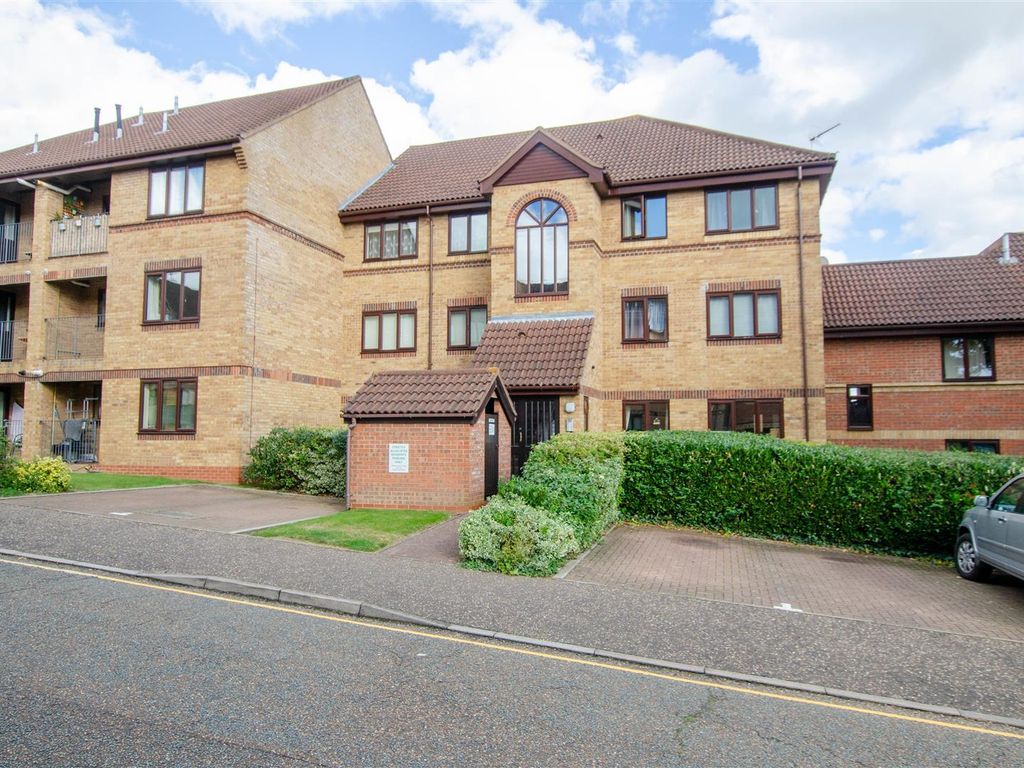 2 bed flat to rent in Scott Road, Norwich NR1, £825 pcm Zoopla