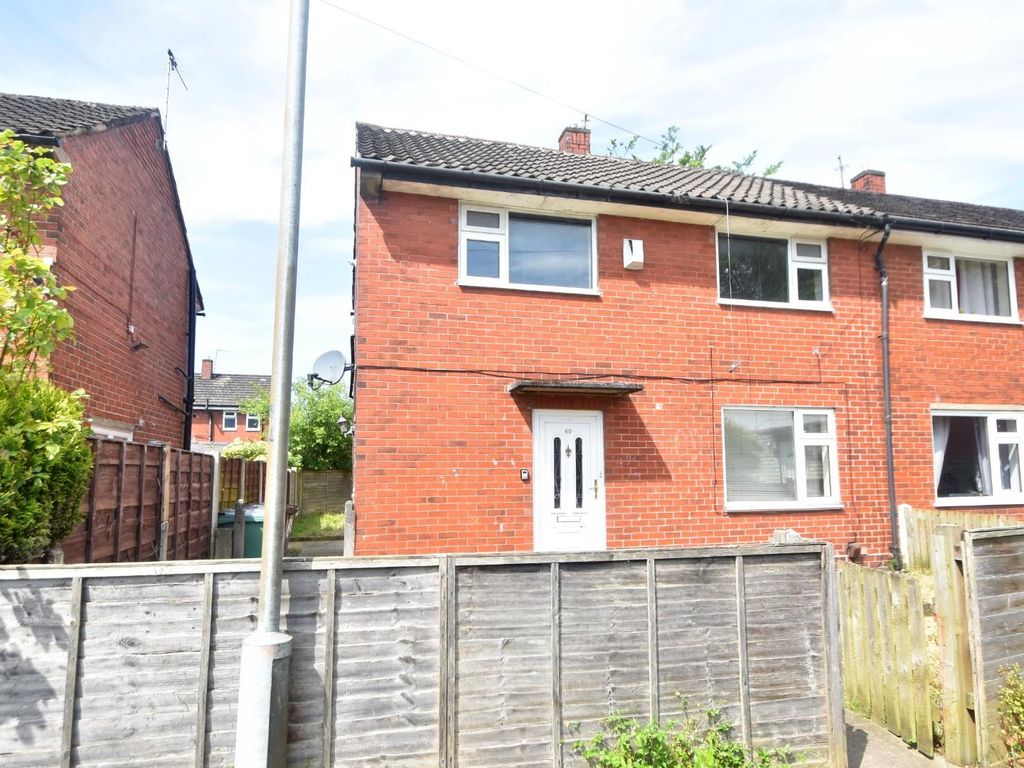 3 bed semidetached house for sale in Rutland Drive, Parkhills, Bury