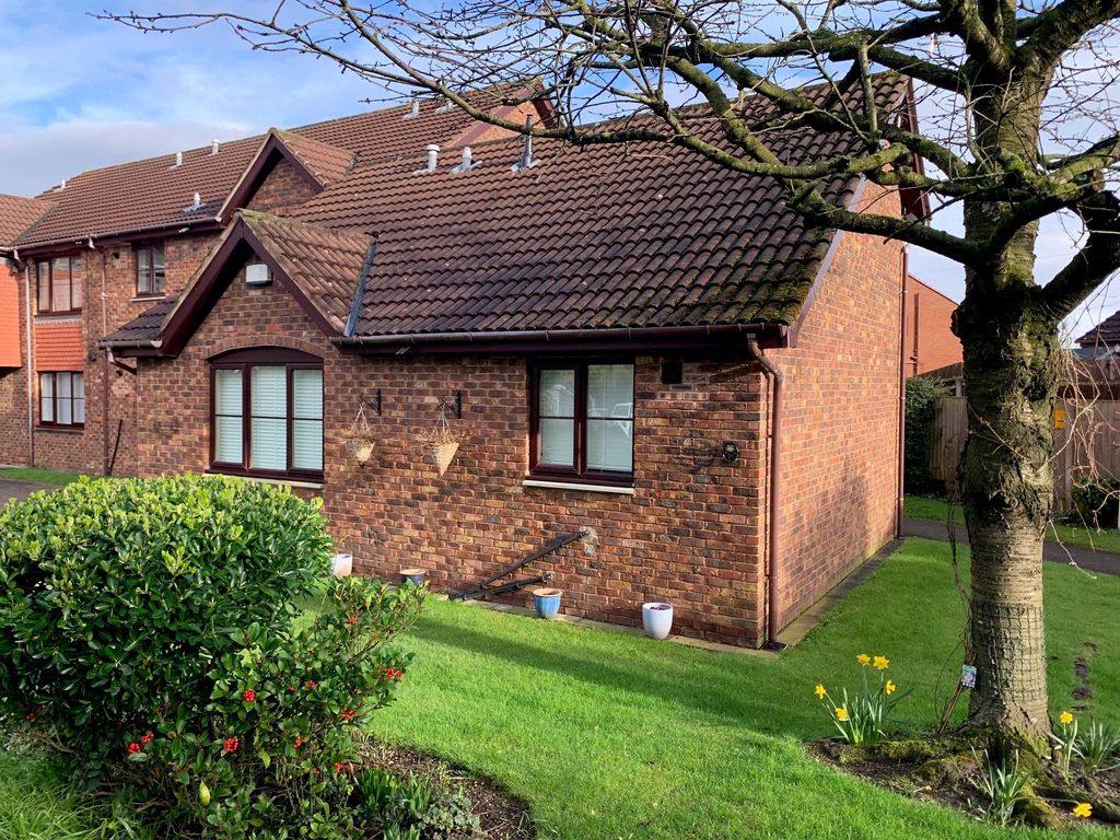 2 bed bungalow for sale in Brimstage Green, Brimstage Road, Heswall