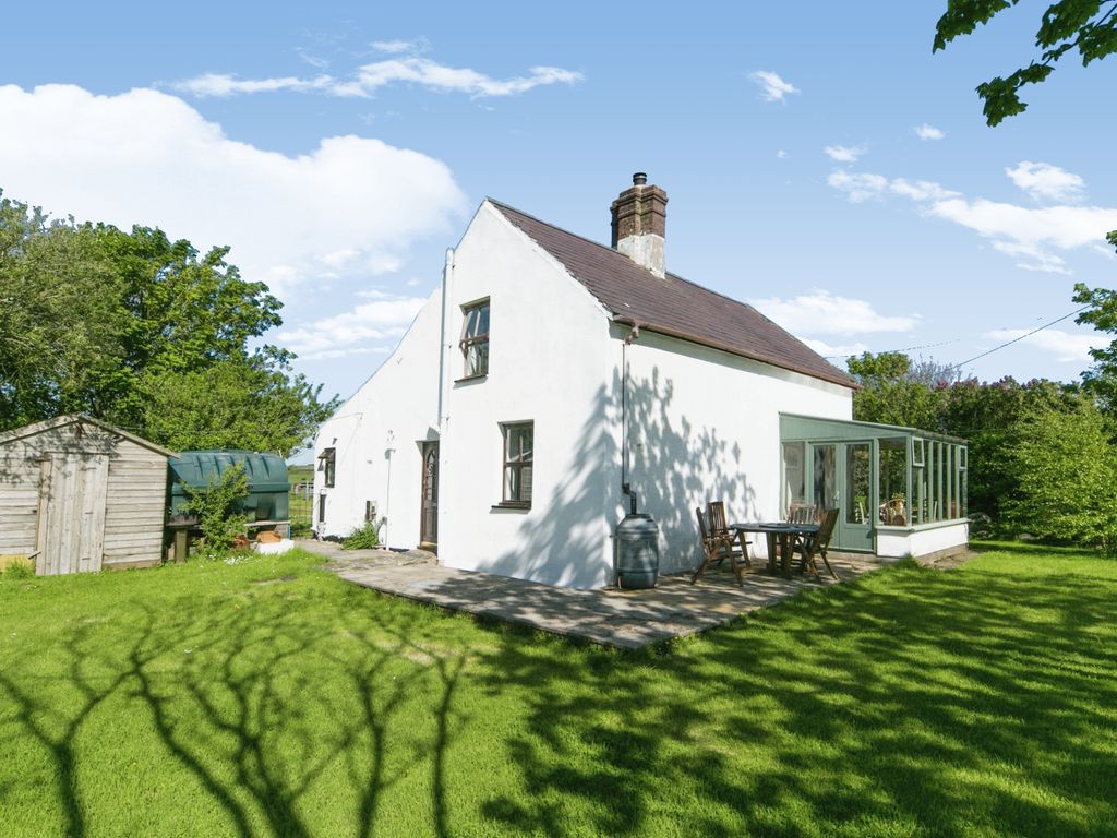 3 bed detached house for sale in Rhoshirwaun, Nr Aberdaron. LL53 Zoopla