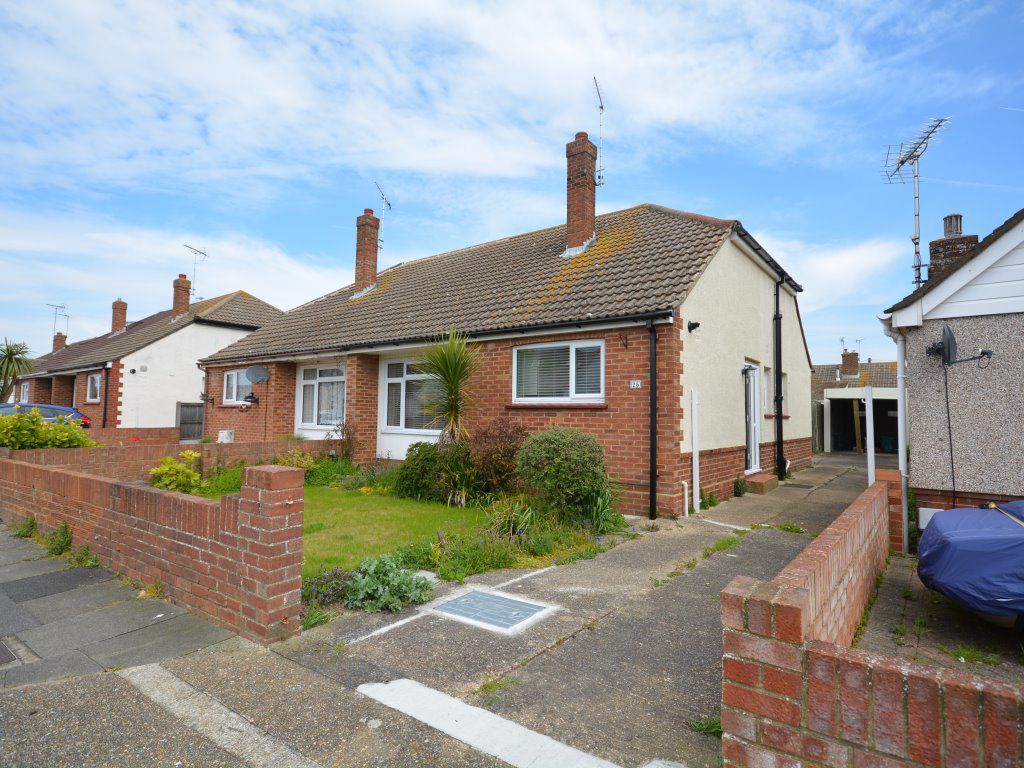 2 bed bungalow to rent in Dorothy Drive, Ramsgate CT12 Zoopla