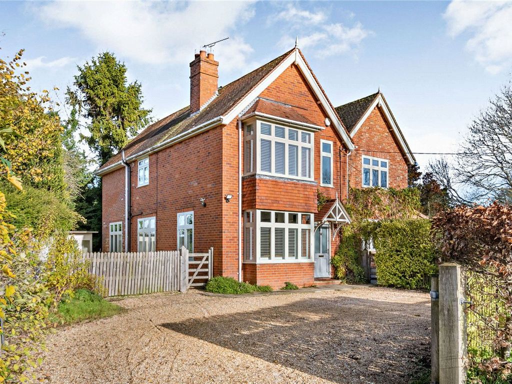 4 bed detached house for sale in Stoney Lane, Ashmore Green, Thatcham