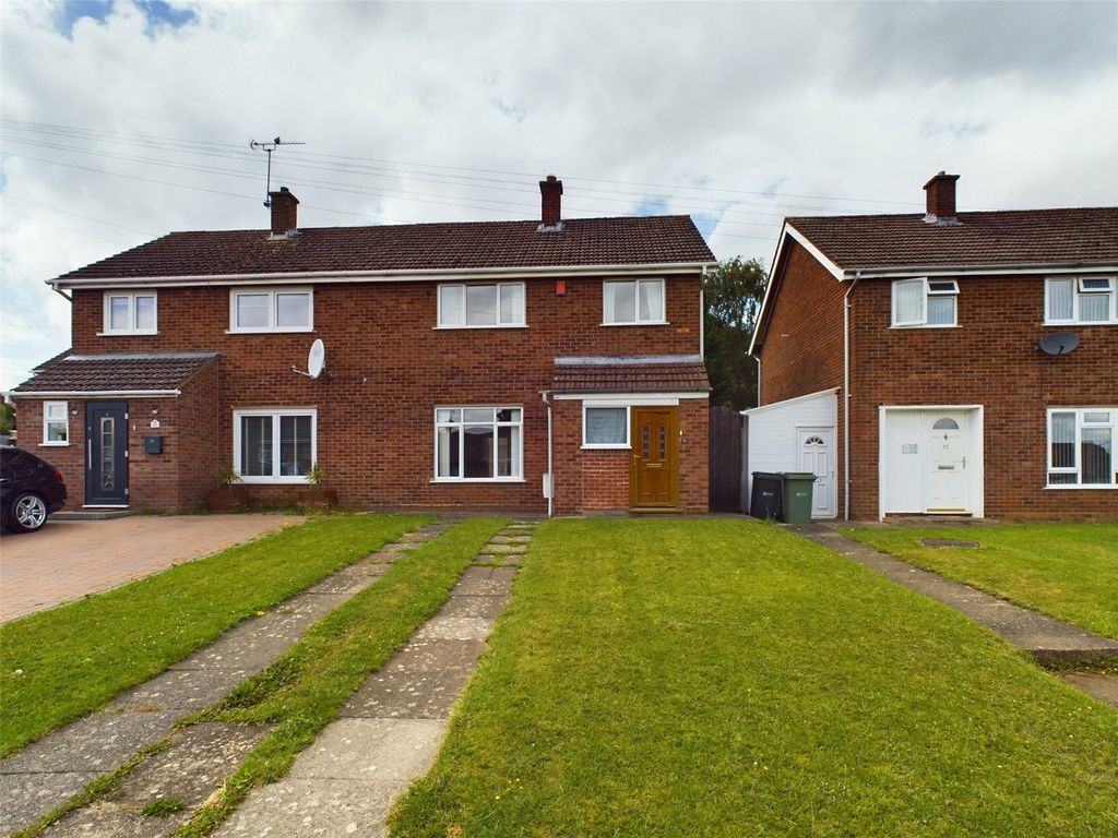 3 bed semidetached house for sale in Grasmere Drive, Worcester