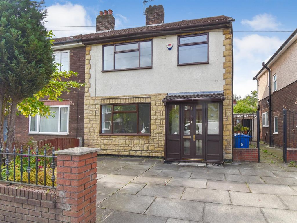 3 bed semidetached house to rent in Derwent Street, Astley, Manchester