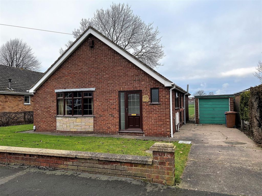 3 bed detached bungalow for sale in Guernsey Grove, Immingham, N.E