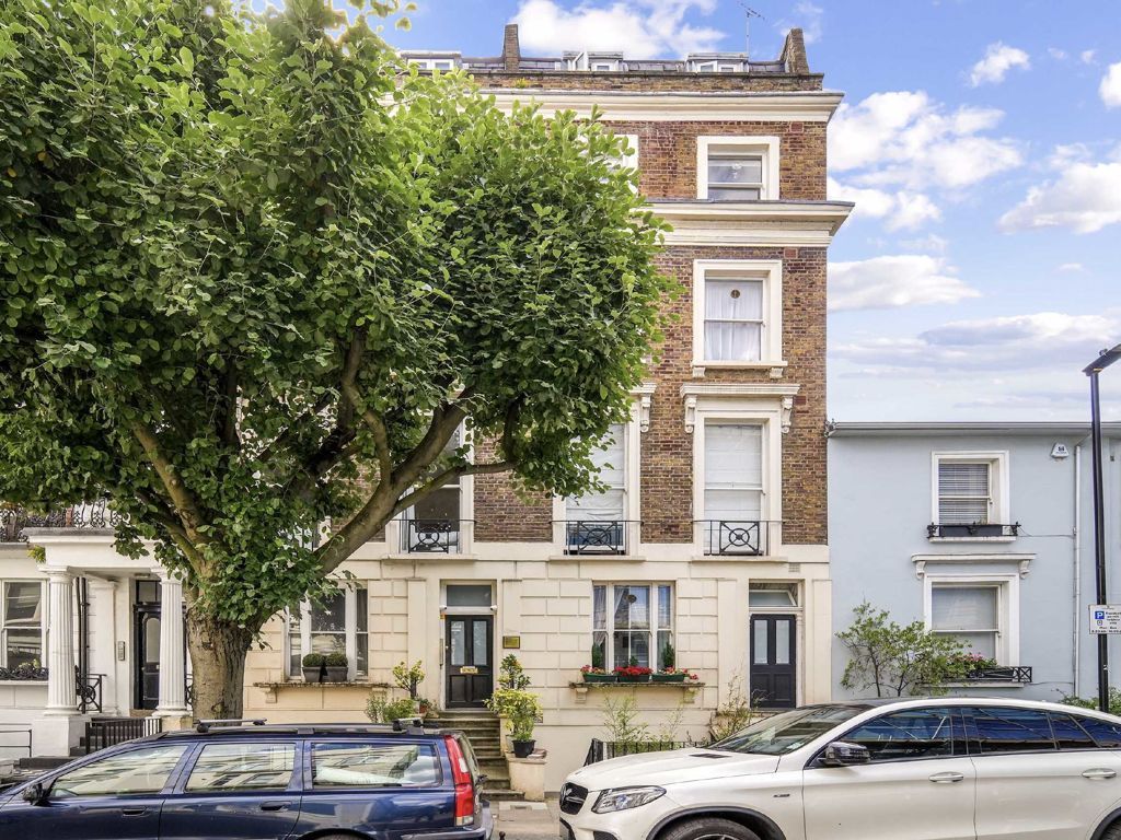 2 bed flat for sale in Monmouth Road, London W2, £750,000 Zoopla