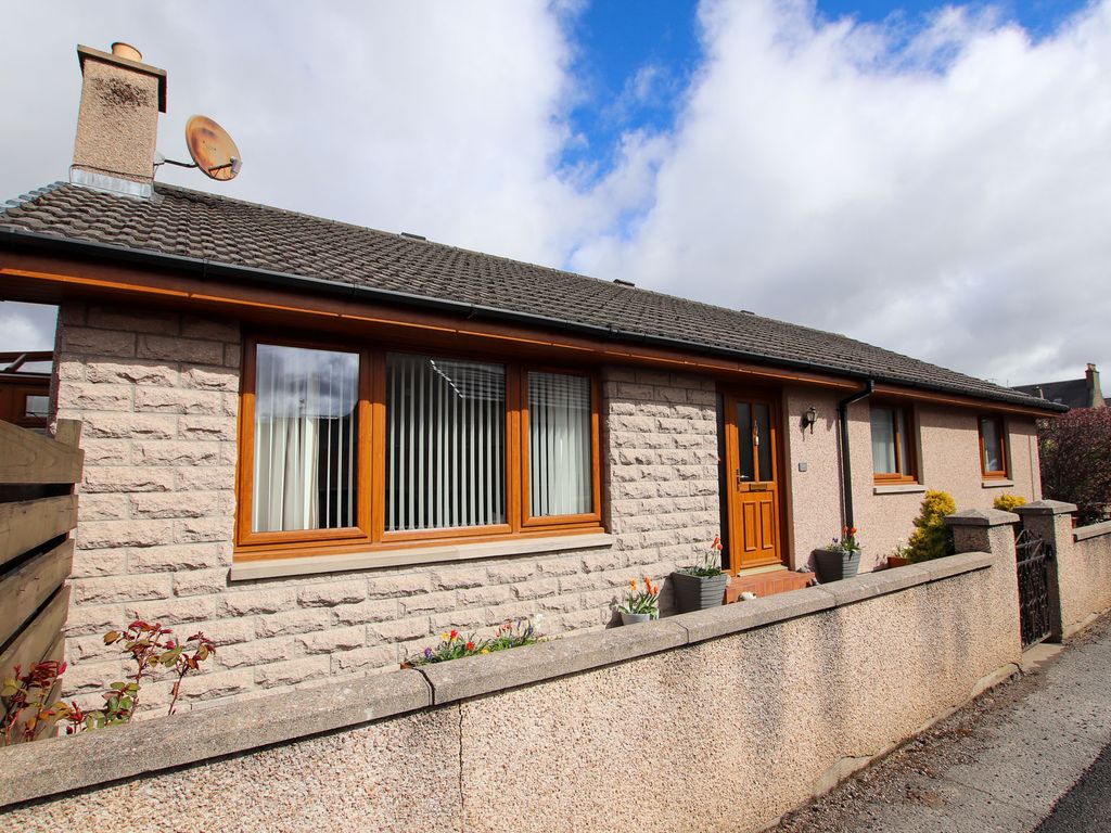 3 bed detached bungalow for sale in Land Street, Keith AB55, £185,000