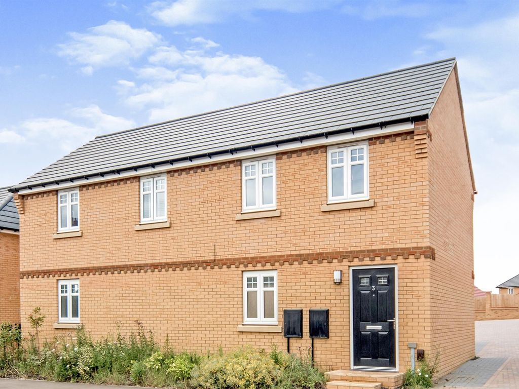 2 bed detached house for sale in Peregrine Way, Wixams, Bedford MK42