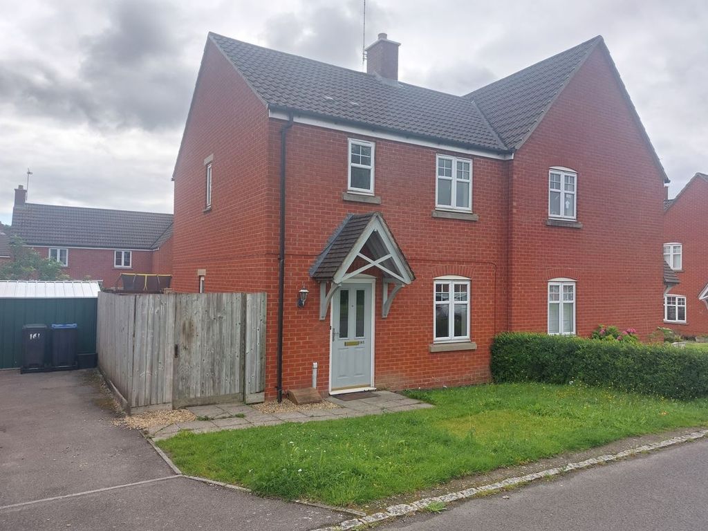 3 bed semidetached house to rent in Brickley Lane, Devizes SN10 Zoopla