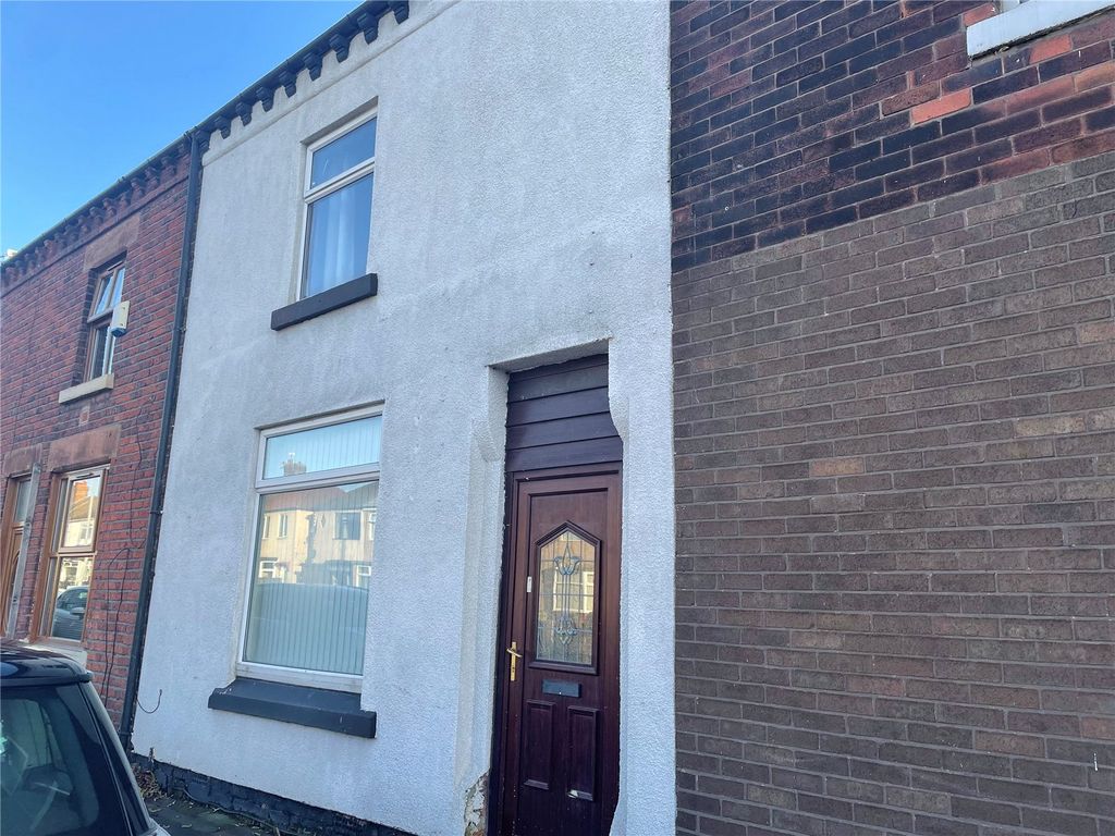 2 bed terraced house for sale in Hale Road, Widnes WA8 Zoopla