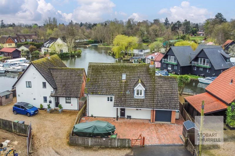 4 bed detached house for sale in Southern Holme, The Rhond, Hoveton