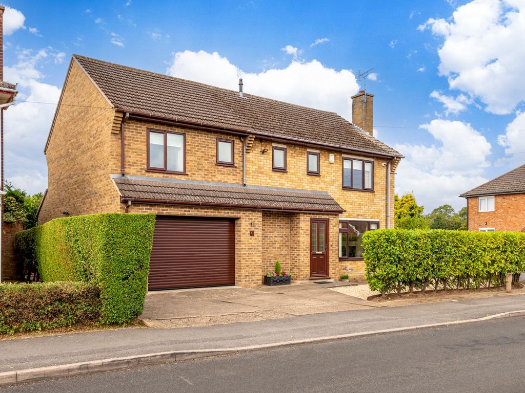 4 bed detached house for sale in 35 Gleedale, North Hykeham, Lincoln