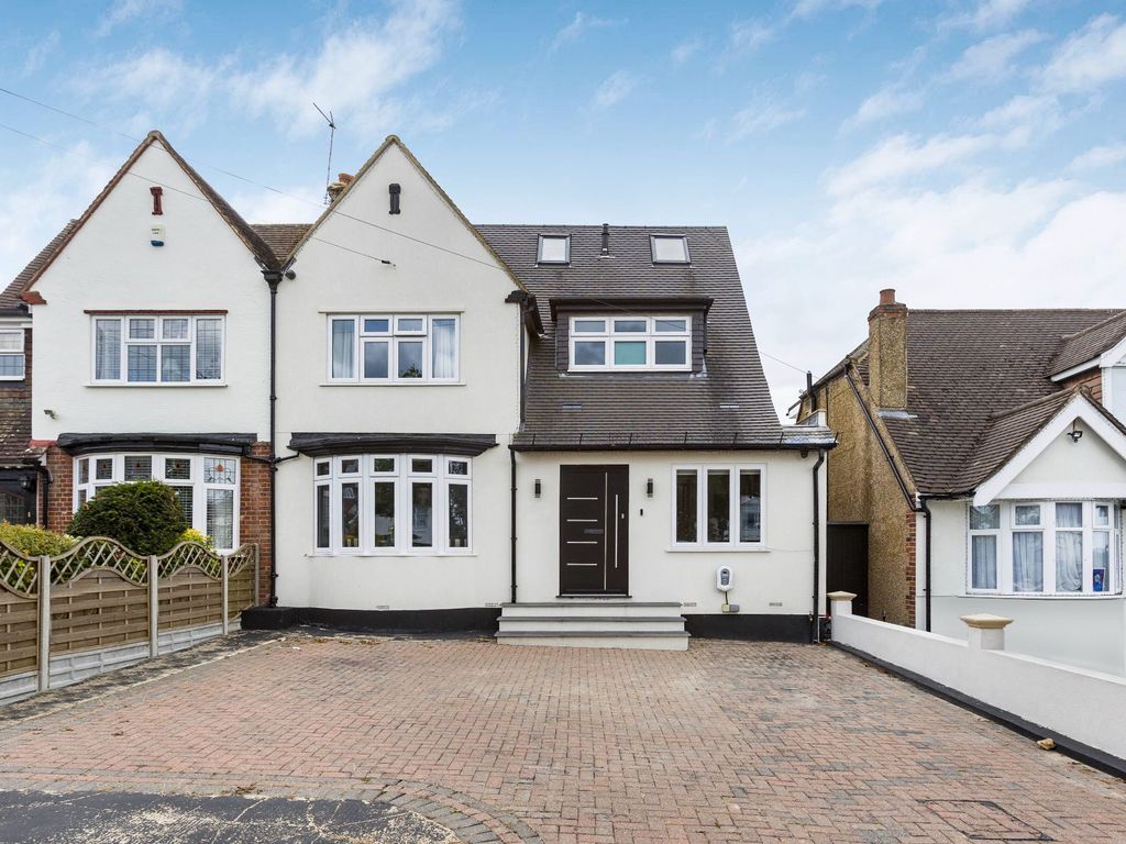 4 bed semidetached house for sale in The Walk, Potters Bar EN6, £1,300,000 Zoopla