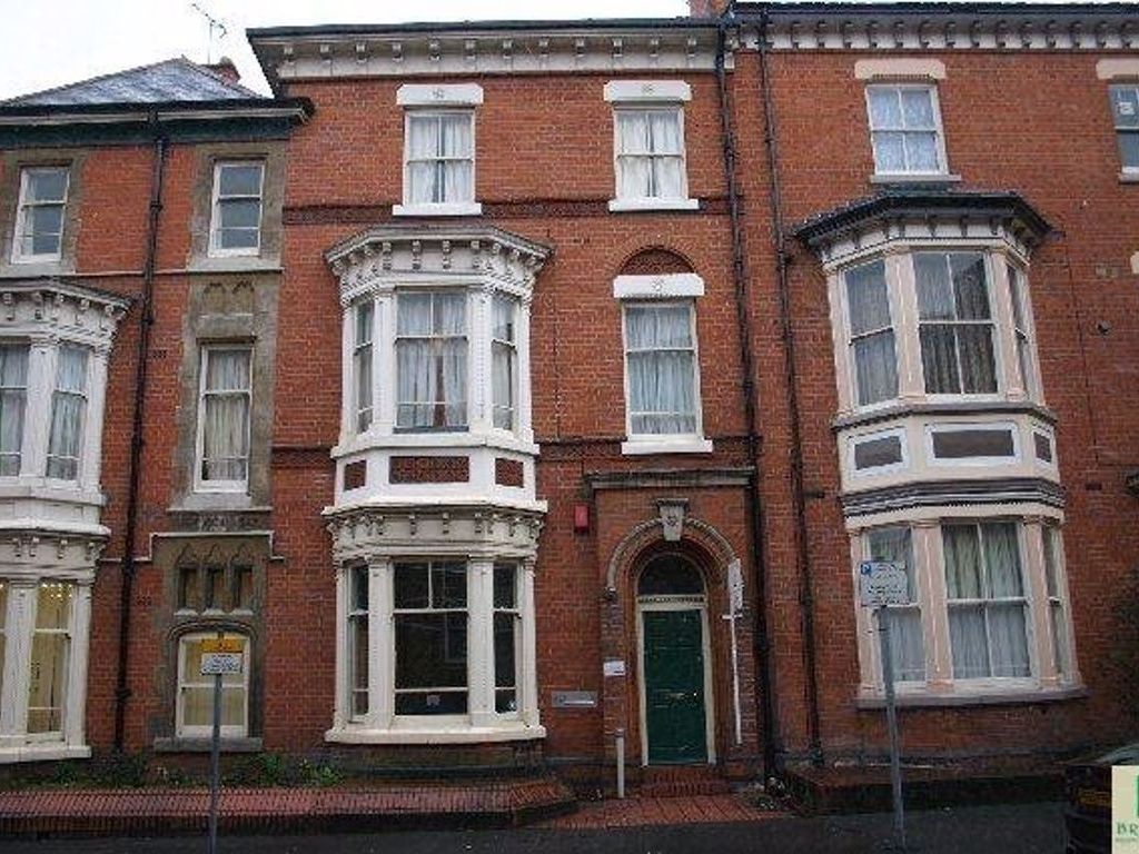 2 bed flat to rent in Lorne House, Regent Road, Leicester LE1 Zoopla