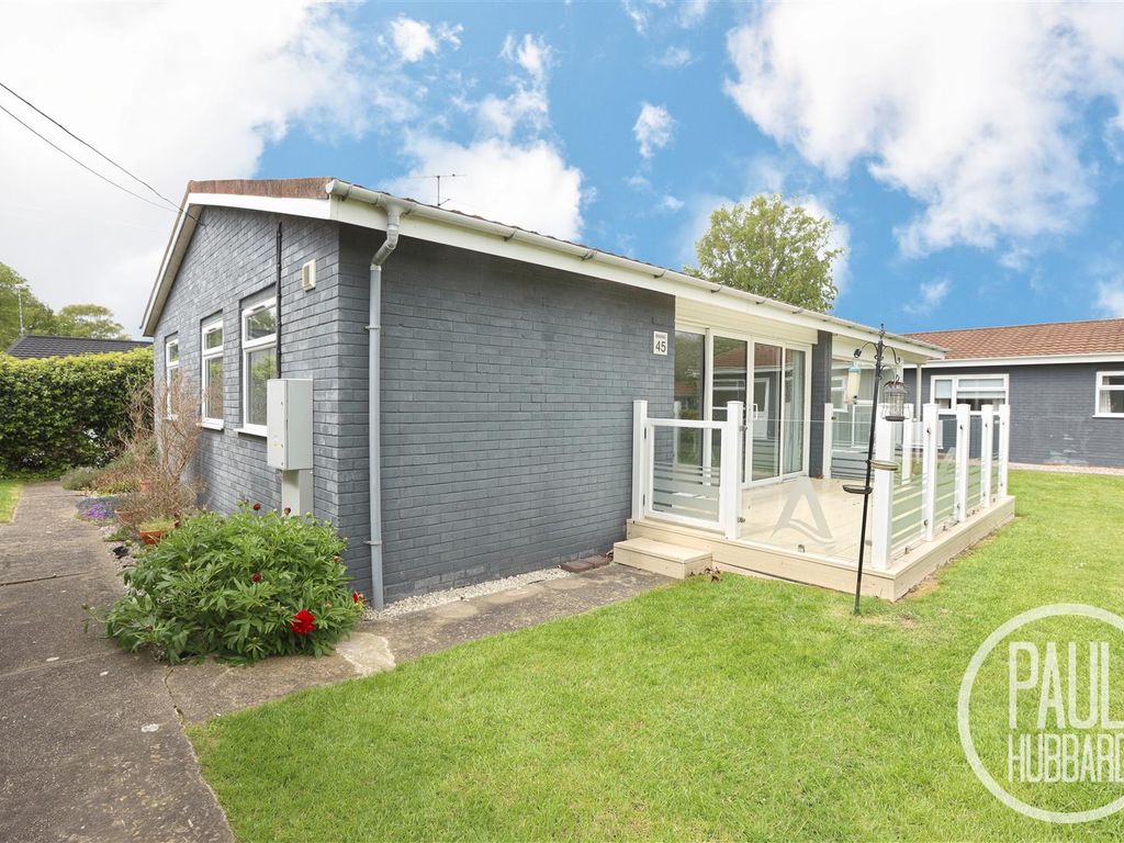3 bed property for sale in Marsh Road, Oulton Broad NR33, £50,000 Zoopla