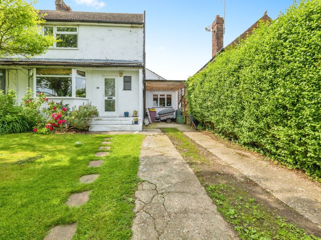 4 bed end terrace house for sale in Lincoln Road, Lincoln, Lincolnshire