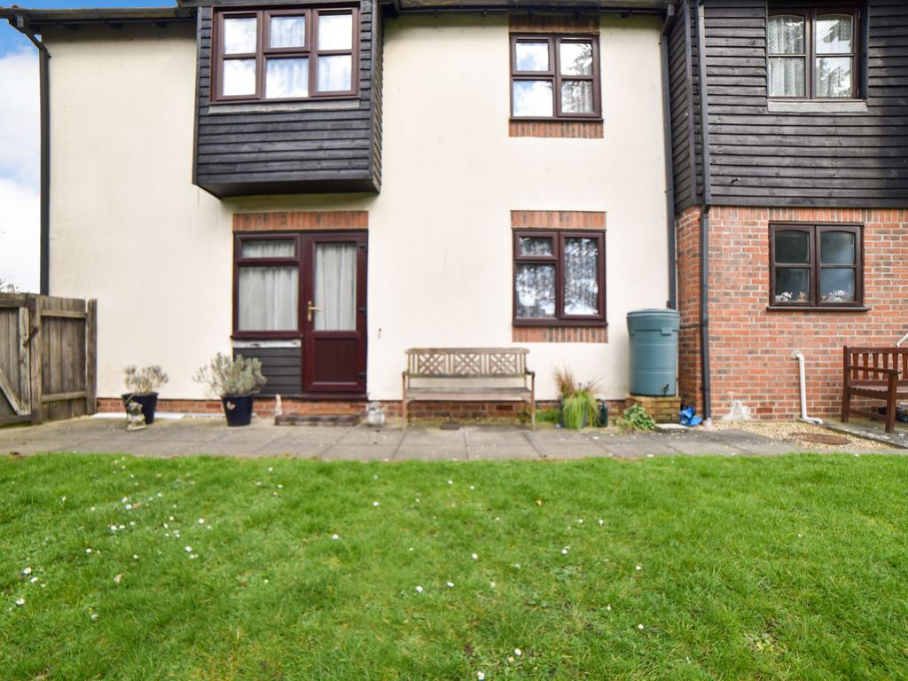 2 bed flat for sale in Manor Park, Watton, Thetford, Norfolk IP25 Zoopla