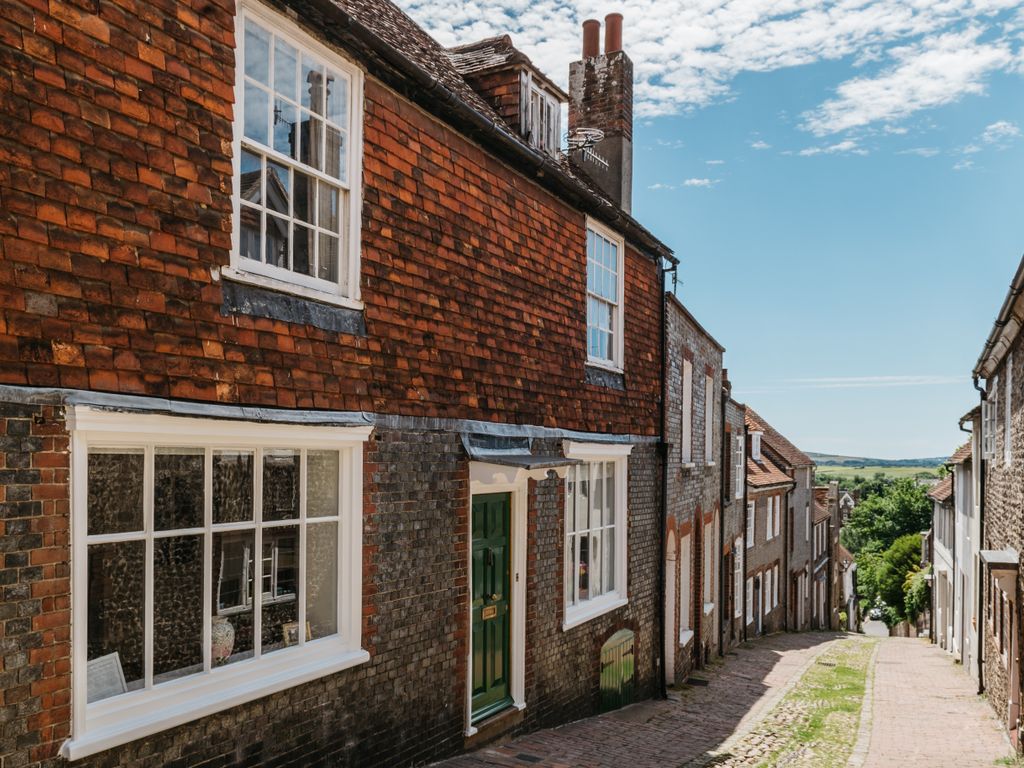 5 bed terraced house for sale in Keere Street, Lewes, East Sussex BN7