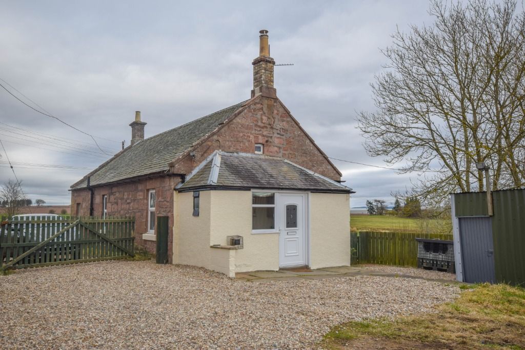 2 bed detached house to rent in Logie, Kirriemuir, Angus DD8 Zoopla