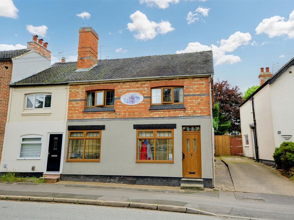 3 bed property for sale in High Street, Chellaston, Derby DE73, £