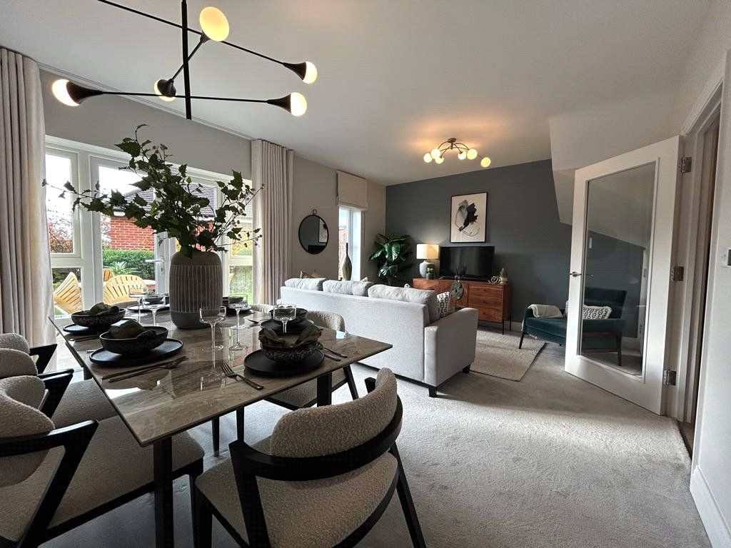 3 bed semidetached house to rent in Denning Drive, Warfield, Bracknell