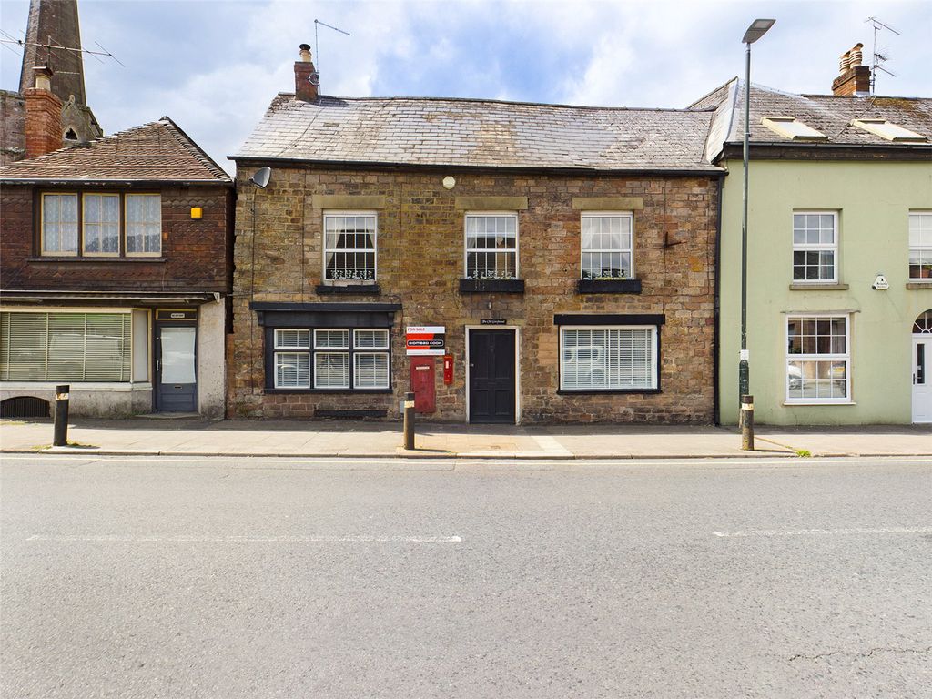 7 bed semidetached house for sale in High Street, Mitcheldean