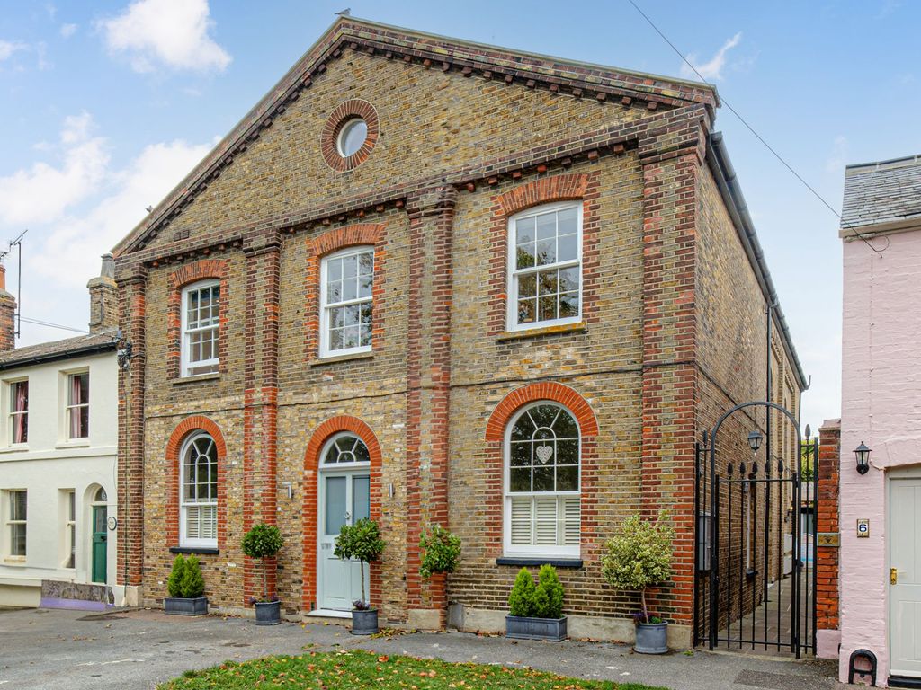 2 bed flat for sale in Abbey Place, Faversham ME13, £375,000 Zoopla