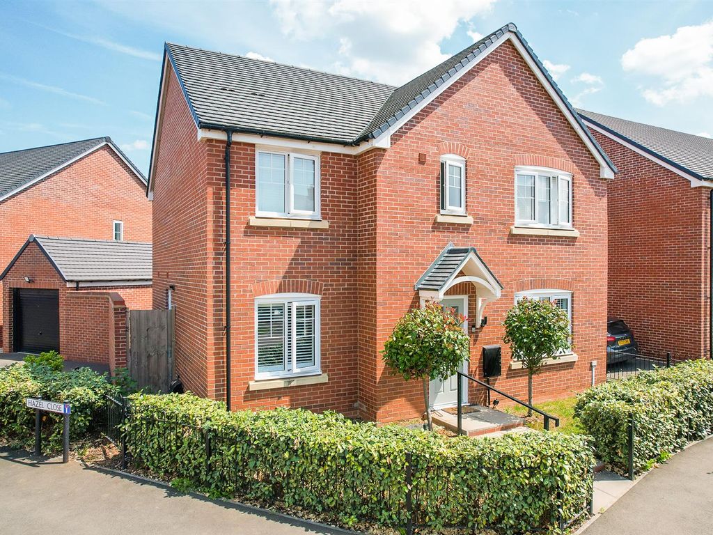 5 bed detached house for sale in Bailey Avenue, Meon Vale, Stratford
