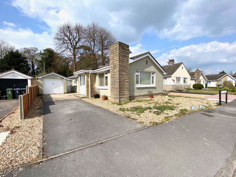3 bed detached bungalow to rent in Wansdyke Drive, Calne SN11 Zoopla