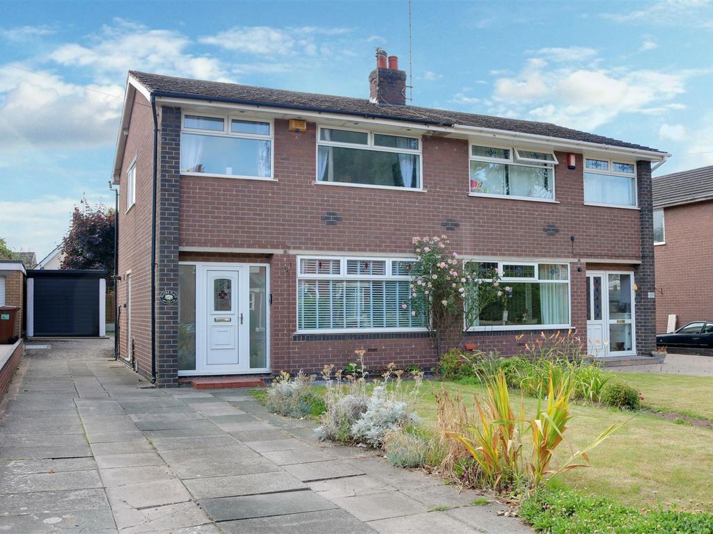 3 bed semidetached house for sale in Lawton Road, Alsager, StokeOn