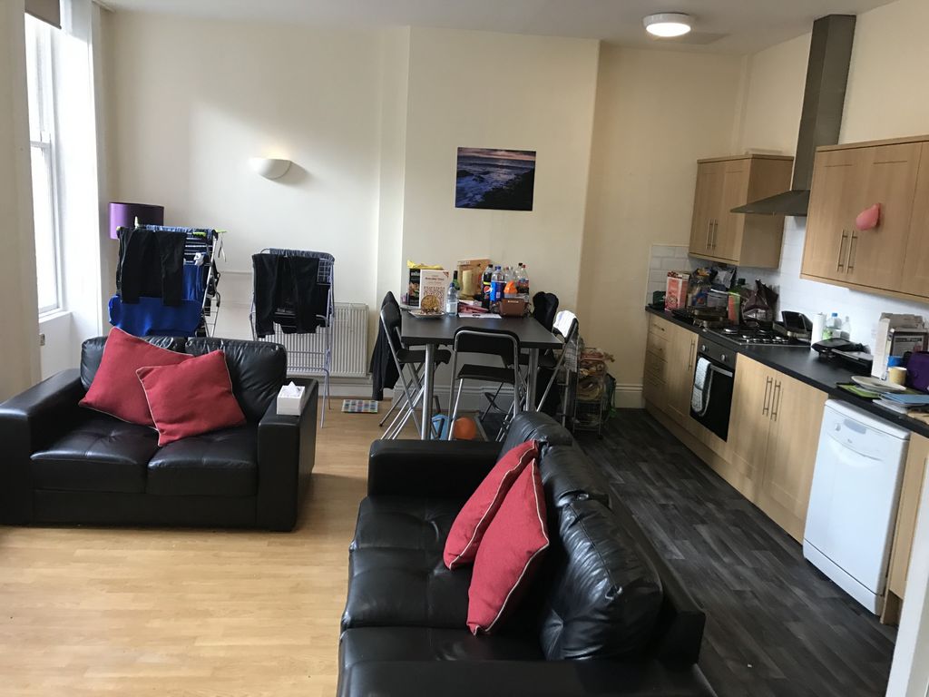 5 bed flat to rent in Westgate Road, Newcastle Upon Tyne, Newcastle