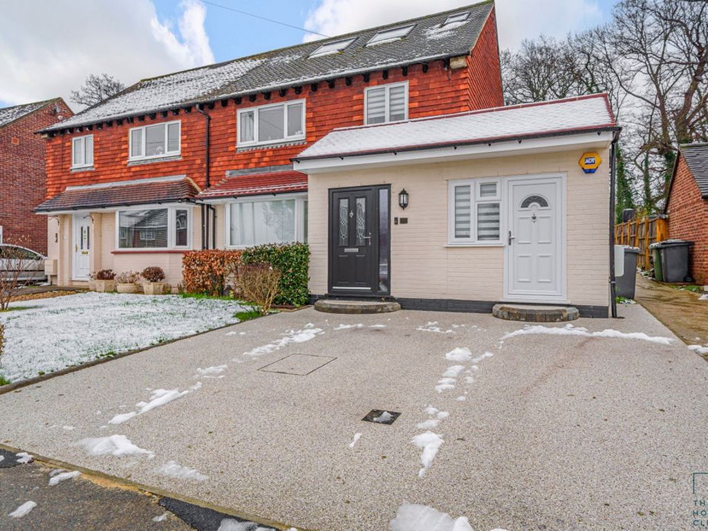 Room to rent in Gosden Hill Road, Burpham, Guildford GU4 Zoopla