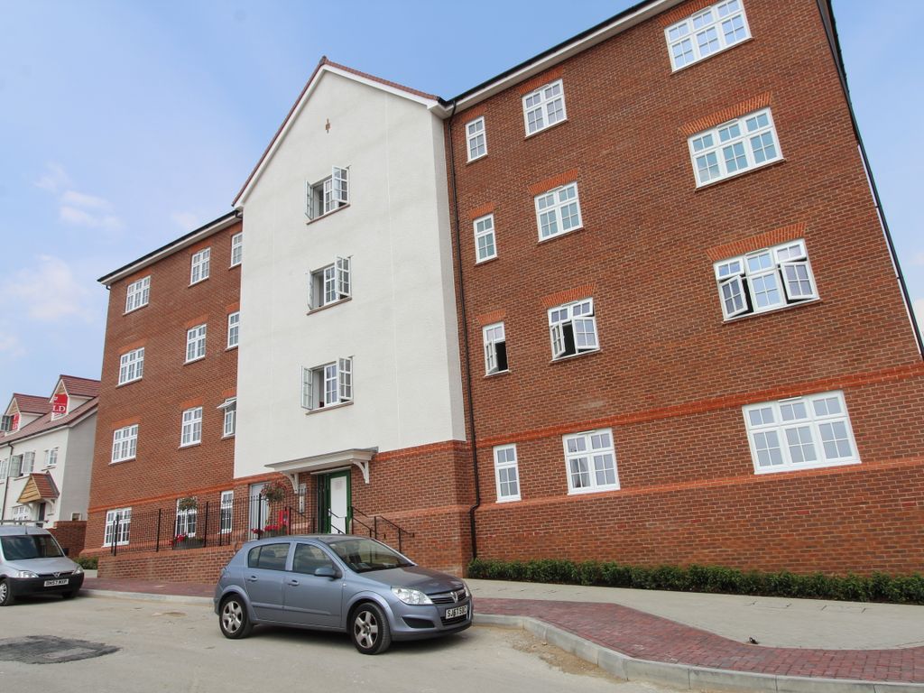 2 bed flat to rent in Armstrong Road, Luton LU2 Zoopla