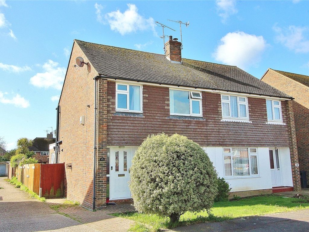 3 bed semidetached house for sale in Cedar Avenue, Worthing, West