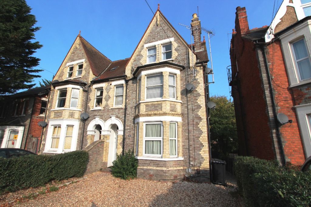1 bed flat to rent in Tilehurst Road, Reading RG30 Zoopla