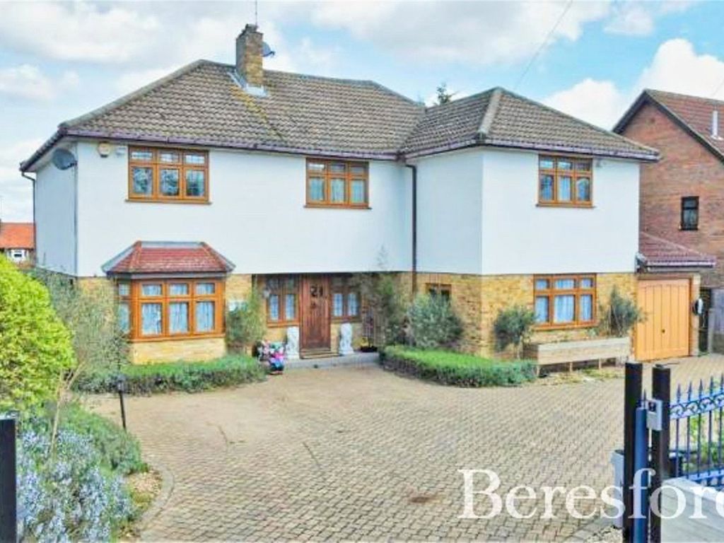 4 bed detached house for sale in Hall Green Lane, Hutton CM13 Zoopla