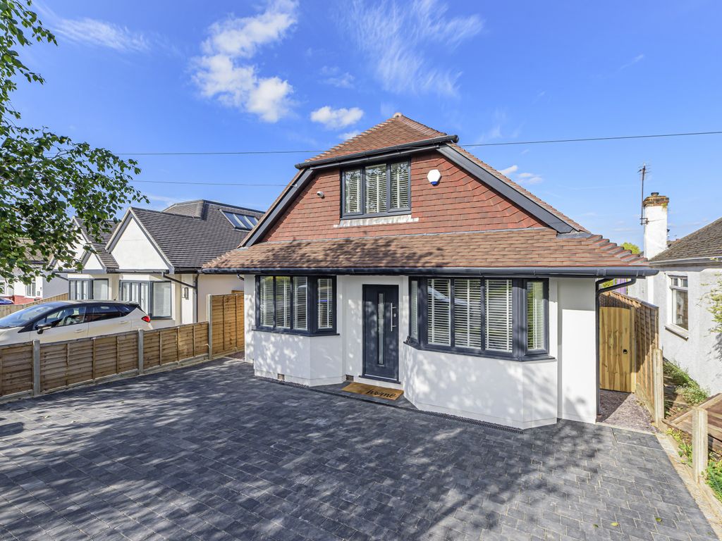 4 bed detached house for sale in Farleigh Road, New Haw KT15 Zoopla