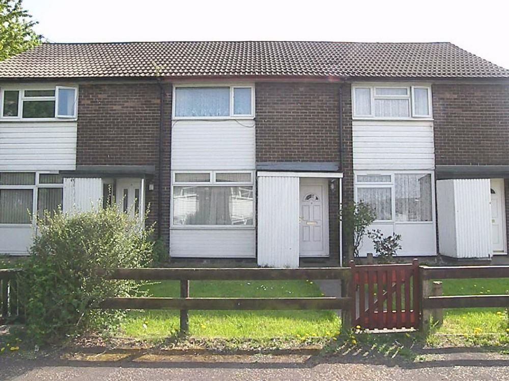 2 bed terraced house to rent in Broom Road, Leeds LS10 Zoopla