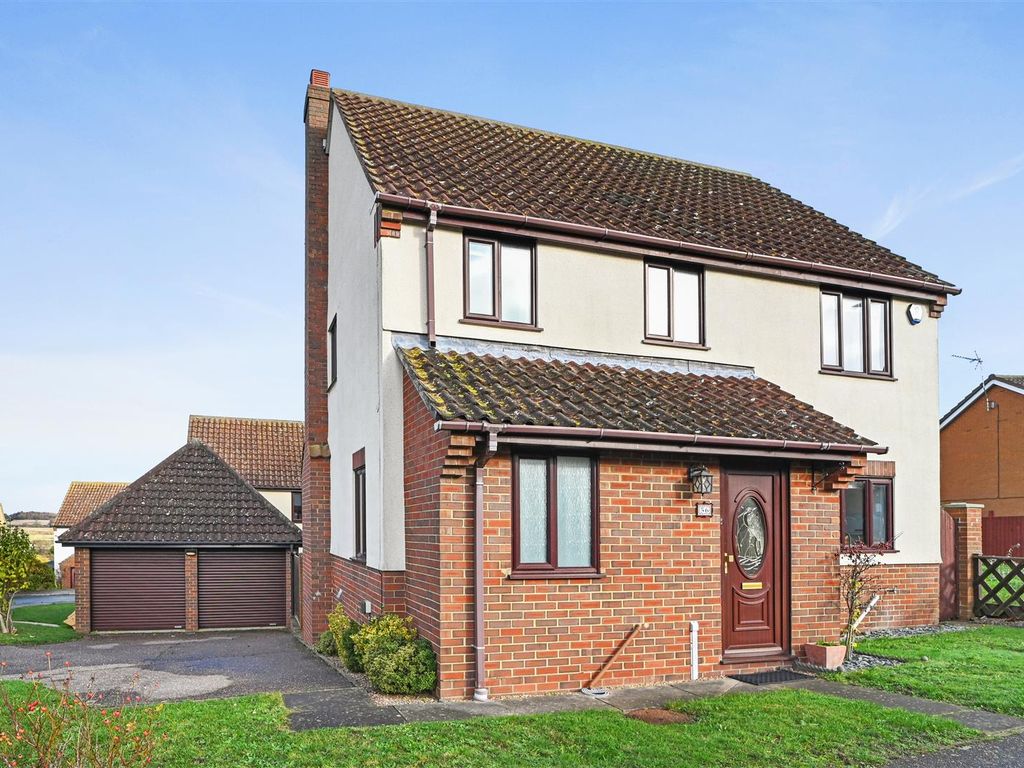 4 bed detached house for sale in Cotman Avenue, Lawford, Manningtree