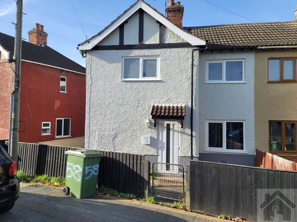 3 bed semidetached house for sale in Saddlebow Road, King's Lynn