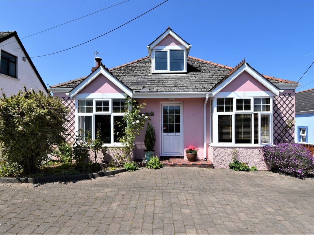 4 bed bungalow for sale in Oakdene, Broadfield Hill, Saundersfoot SA69