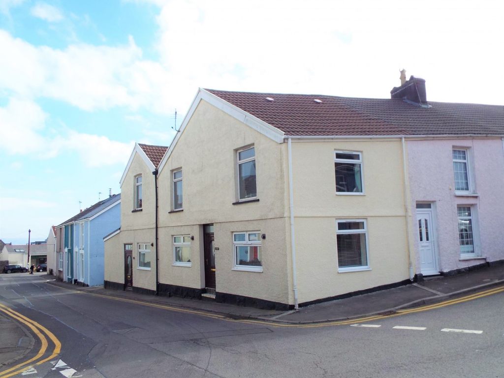 3 bed end terrace house for sale in 1 & 1A Gower Place, Mumbles