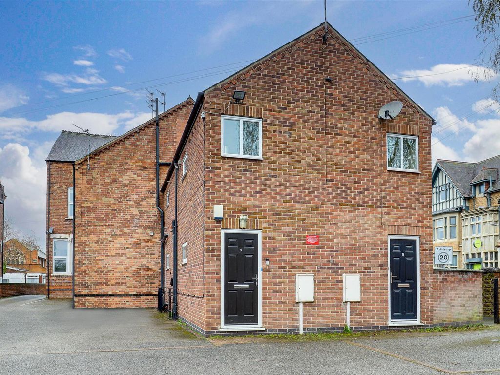 1 bed flat for sale in Musters Road, West Bridgford, Nottinghamshire