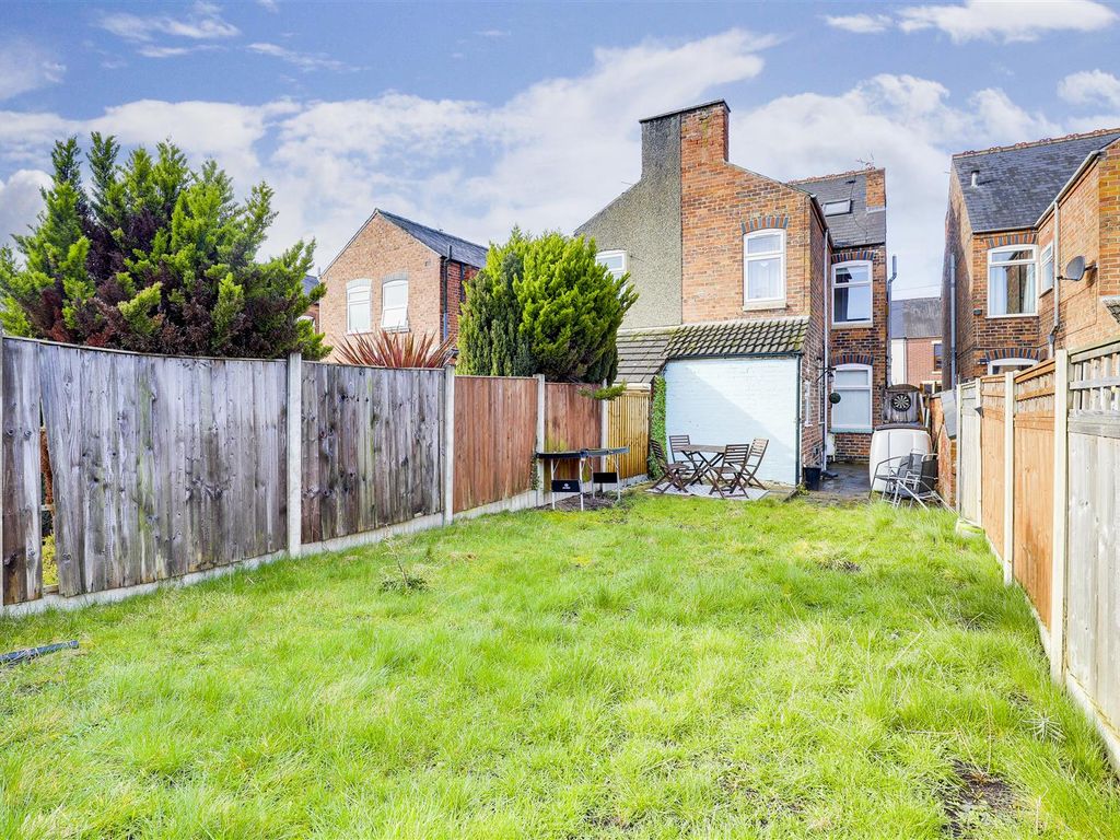 3 bed semidetached house for sale in College Street, Long Eaton