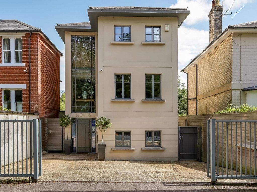 5 bed detached house for sale in Christchurch Road, Winchester