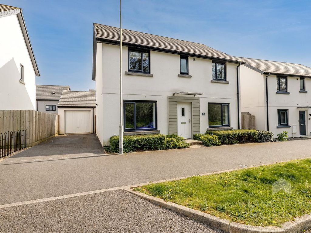 4 bed detached house for sale in Charlbury Drive, Plymstock, Plymouth