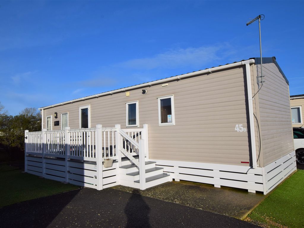 1 bed mobile/park home for sale in Eastbourne Road, Pevensey Bay BN24