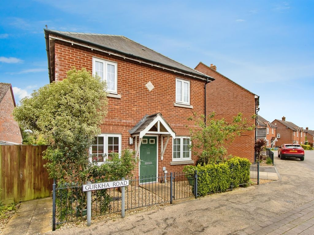 3 bed detached house for sale in Gurkha Road, Blandford Forum DT11, £