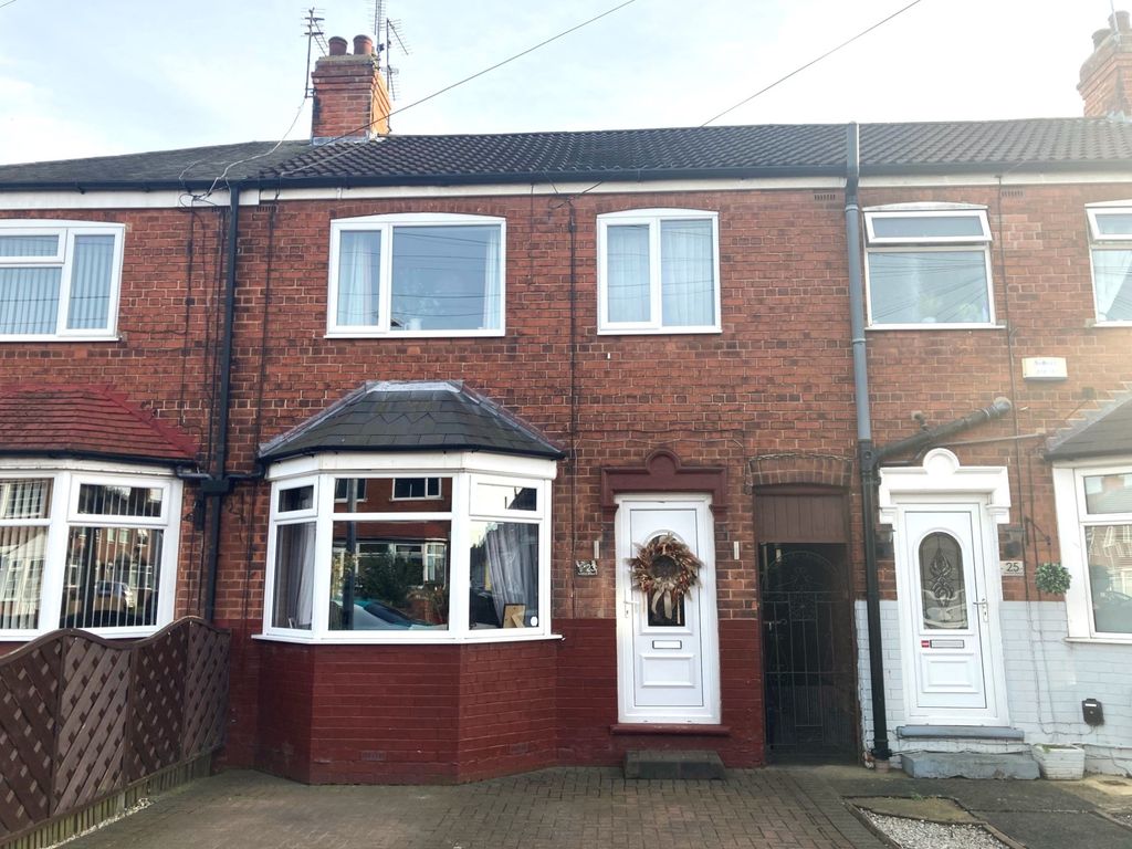 3 bed terraced house for sale in Seaton Road, Hessle HU13, £200,000